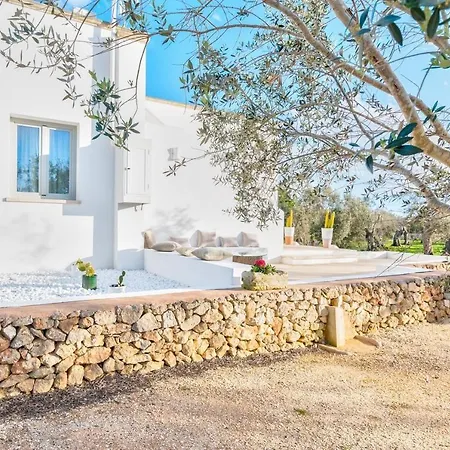 Apartment Petra - Sud Est Charme